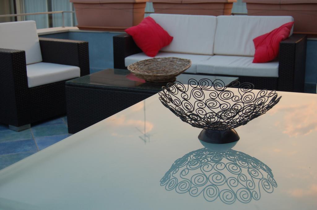 Bed and Breakfast La Terrazza Sul Mare Ачи Костелло Номер фото
